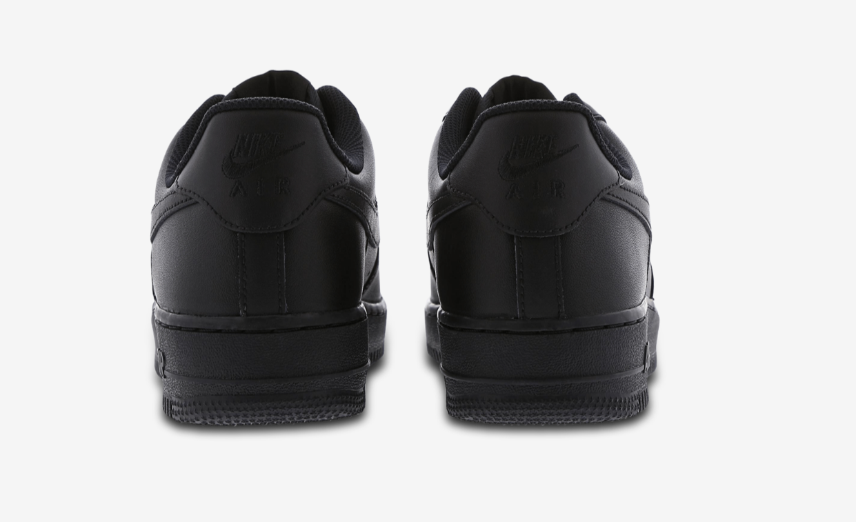 Nike Air Force 1 Triple Black Trainers
